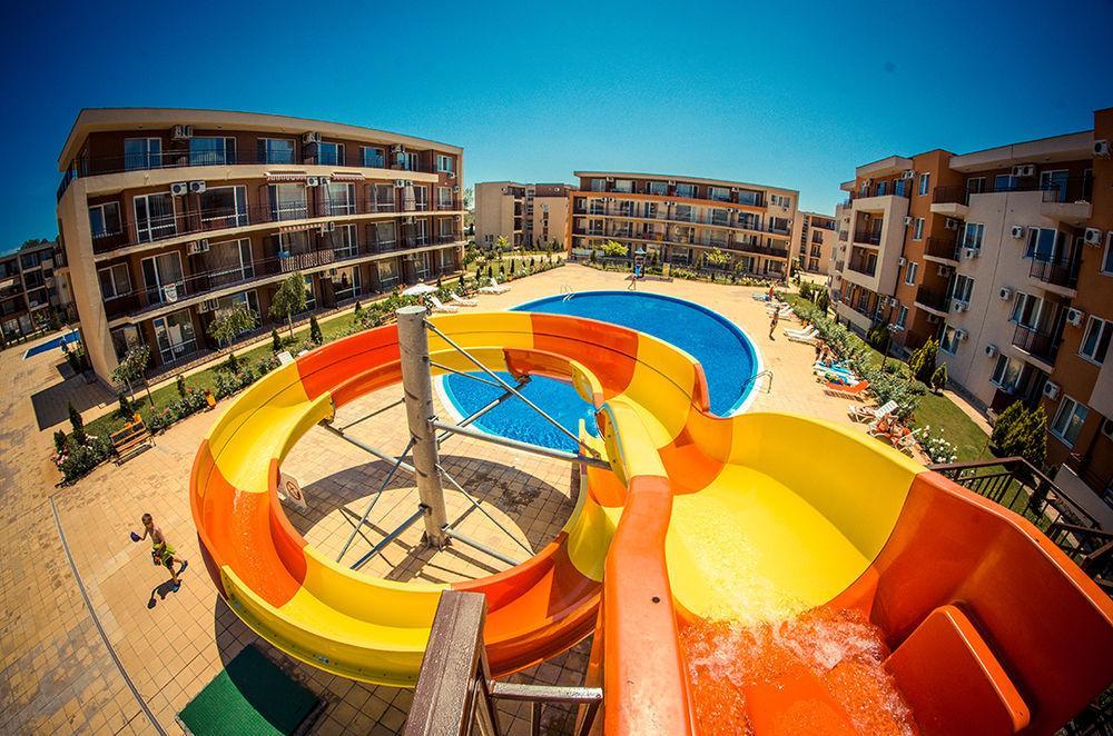 Holiday Fort Golf Club Sunny Beach Esterno foto