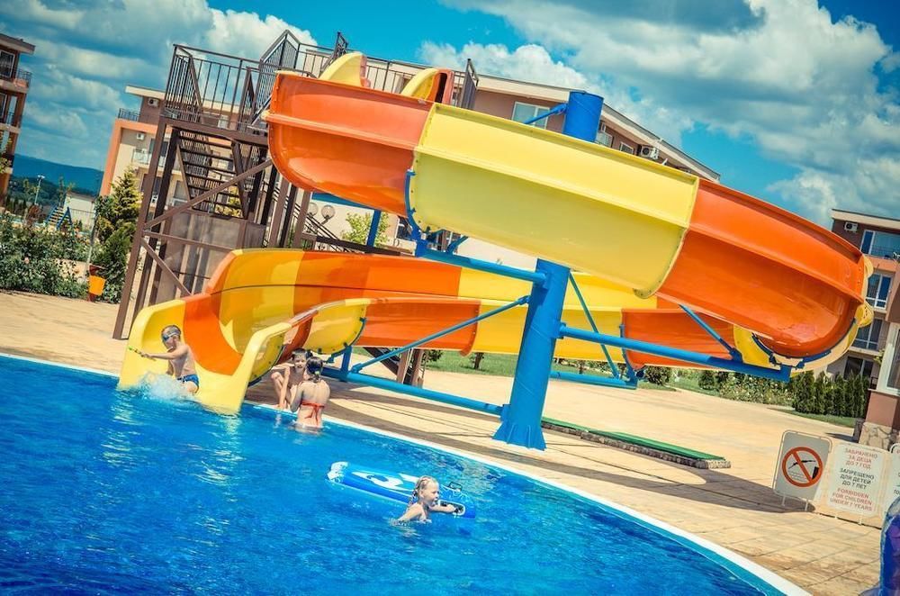 Holiday Fort Golf Club Sunny Beach Esterno foto